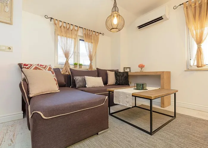 Stylish 1Bd Flat With A Terrace Near The Centre Of Plovdiv By Flat Mаnager